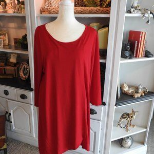Chico's Long sleeve asymetrical top in cherry red Size XL